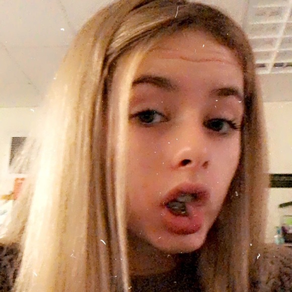 chloe_7993